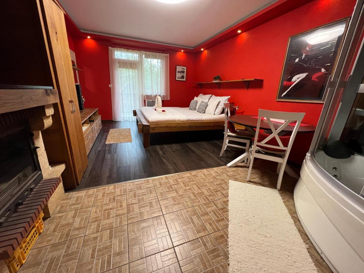 Privat Adriana Daire Kremnica Dış mekan fotoğraf